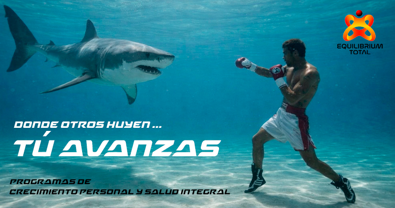 Boxeador se enfrenta a tiburón