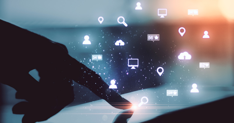 ordenador y redes sociales